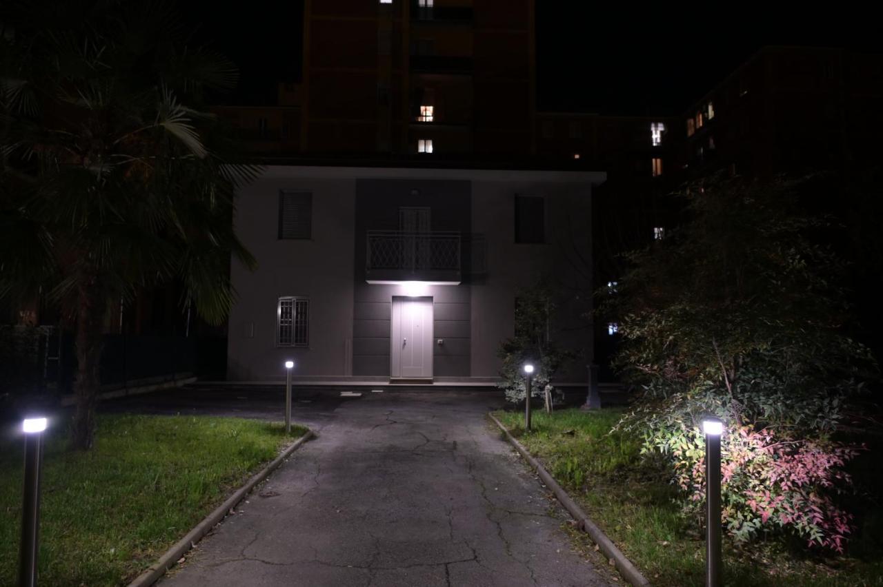 Grigio Perla Panigale, Villetta Con Giardino E Parcheggio Privato Fino A Tre Posti Auto - Un Oasi Di Tranqullita Bolonya Dış mekan fotoğraf